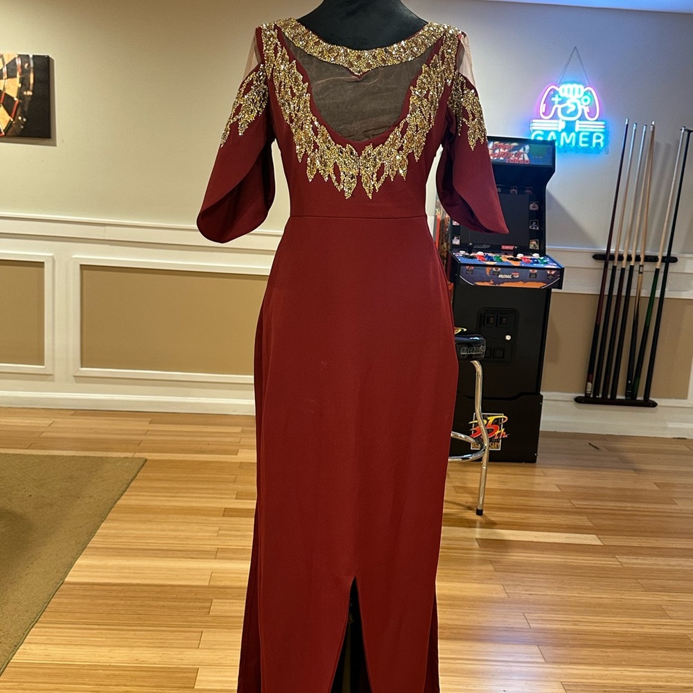Elegant Burgundy Evening Gown with Gold Accents